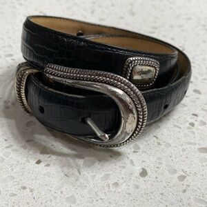 Brighton Concha belt Size XL 36 Black Silvertone buckle and concha’s FLAW